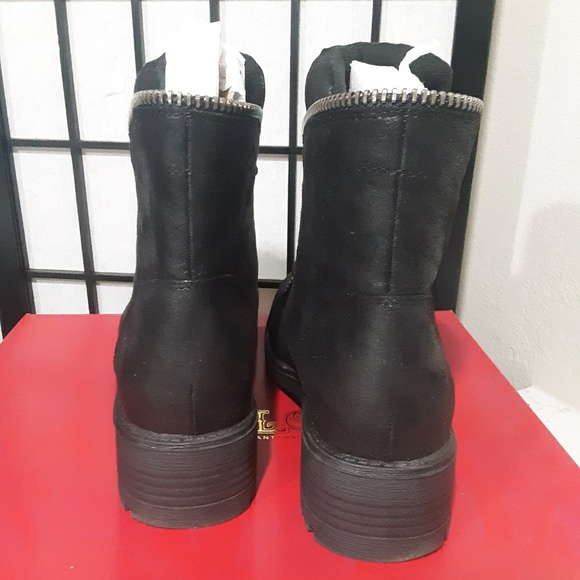 Boots - Picture 2 of 3